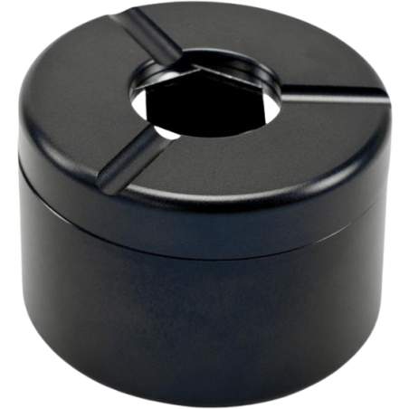 Windproof ashtray with twist lock